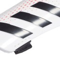 Ochraniacze piłkarskie adidas Predator SG TRN białe FL1389