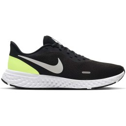 Buty męskie do biegania Nike Revolution 5 czarno-zielone BQ3204 010